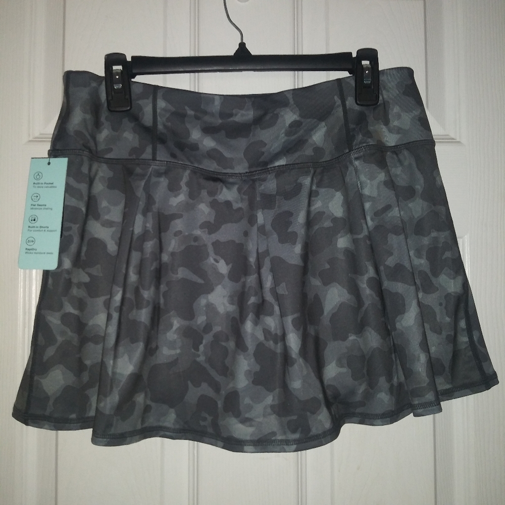Ideology Medium Skorts